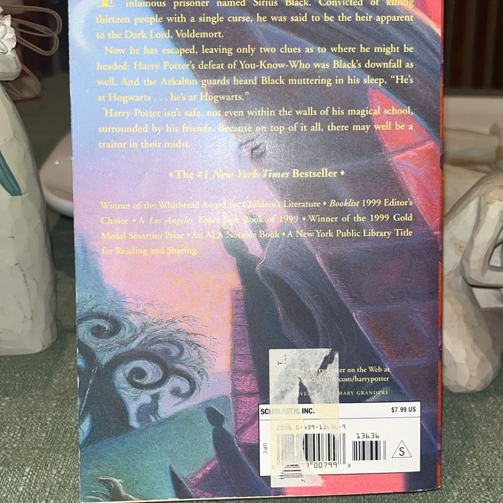 Harry Potter and the Prisoner of Azkaban Paperback Book #3 by J. K. Rowling EUC